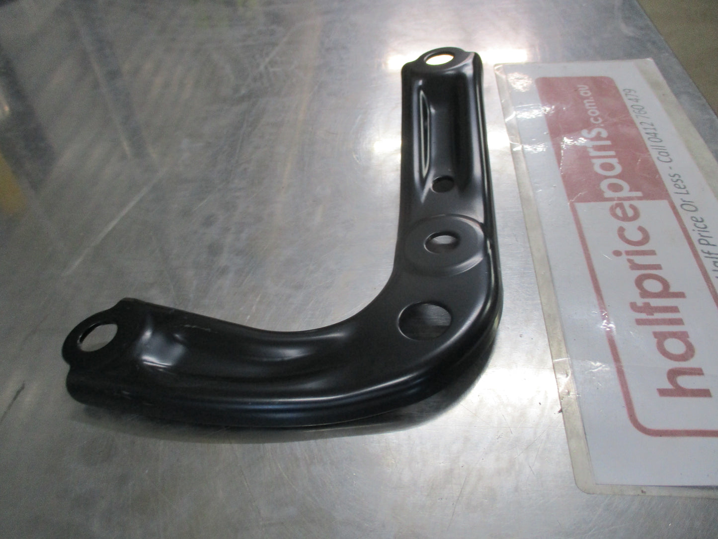 Honda HR-V Genuine Right Hand Rear Subframe Stay New Part