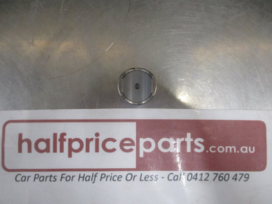Hyundai Santa Fe/Tucson Genuine Steering Rack Support Yoke New Part