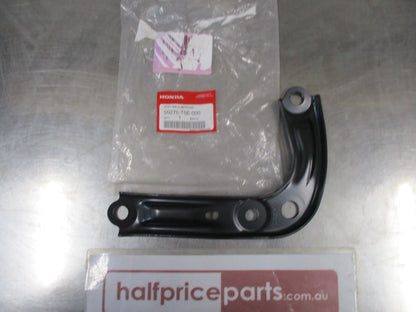 Honda HR-V Genuine Right Hand Rear Subframe Stay New Part