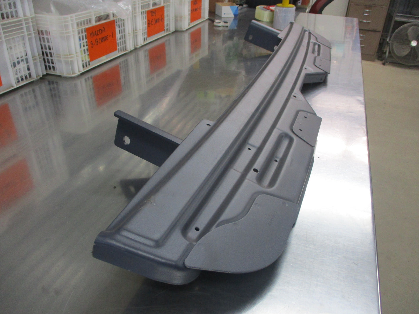 Mercedes Benz Sprinter W906-W907 Genuine Top Rear Step Steal New Part