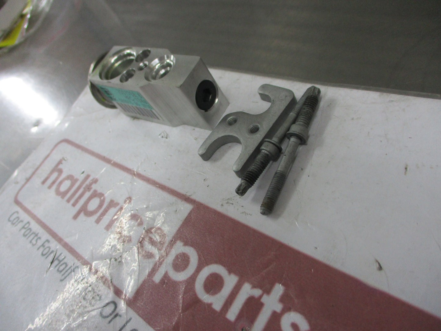 Peugeot 307/Citroen C4 Genuine A/C Expansion Valve New Part