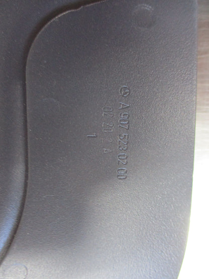 Mercedes Benz Sprinter W906-W907 Genuine Top Rear Step Steal New Part