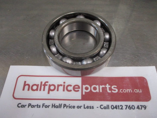 Mitsubishi Fuso Canter Genuine No.1 Centre Bearing New Part