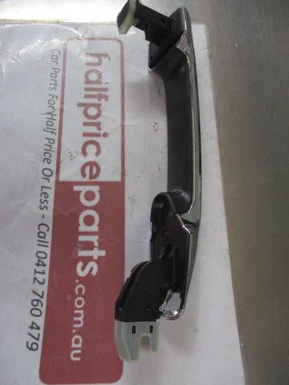 Honda Odyssey RC1 Genuine Right Hand Front Chrome Outer Door Handle New Part