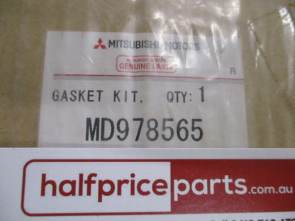 Mitsubishi Lancer 2.0Ltr Genuine Engine Overhaul Gasket Set New Part