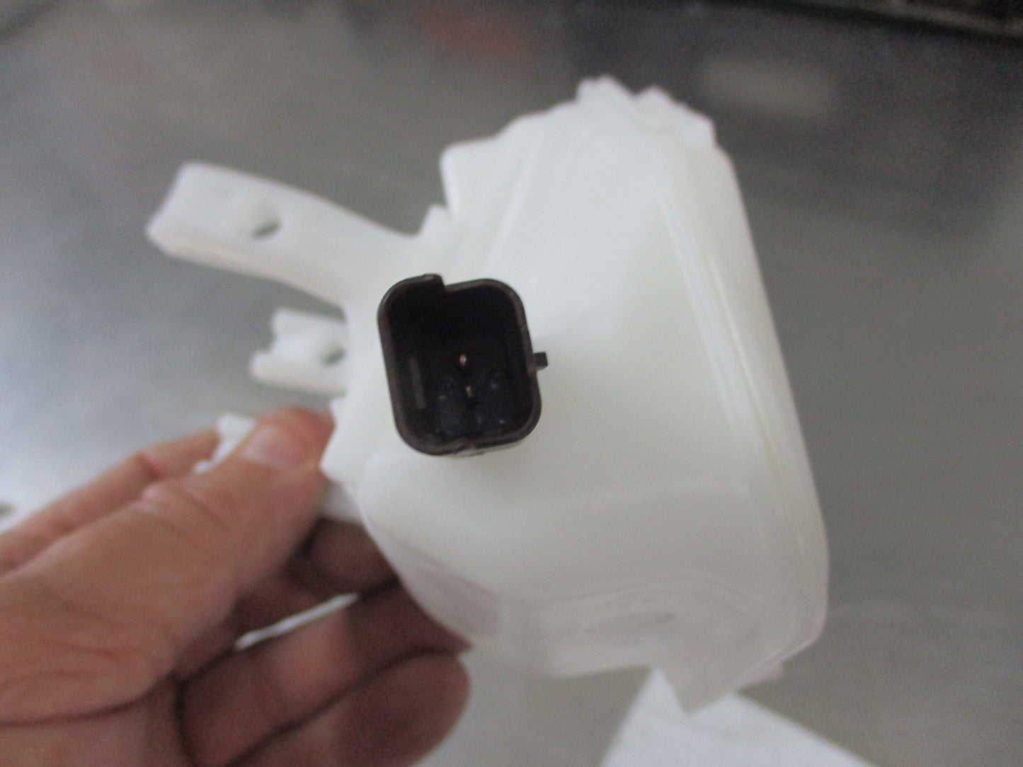 Peugeot 308 Genuine Brake Fluid Tank New Part