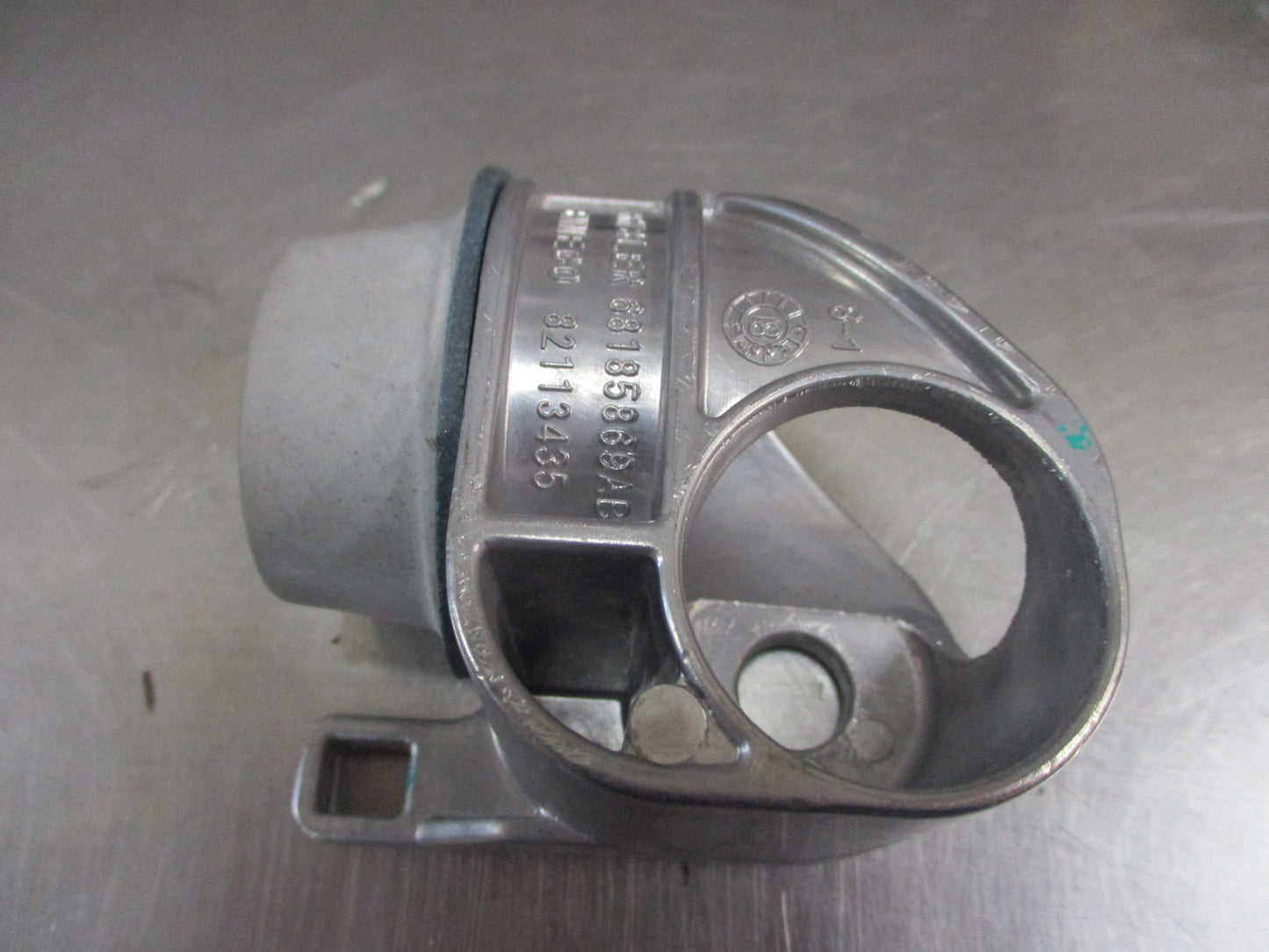 Jeep Cherokee Genuine Exhaust Hanger Left Or Right Front New Part