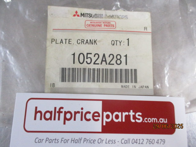 Mitsubishi Pajero Genuine Crankshaft Thrust Plate New Part