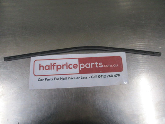 Mitsubishi Pajero/Galant/Mirage/Magna/Eclipse Genuine Rear Windscreen Wiper Blade Refill New Part