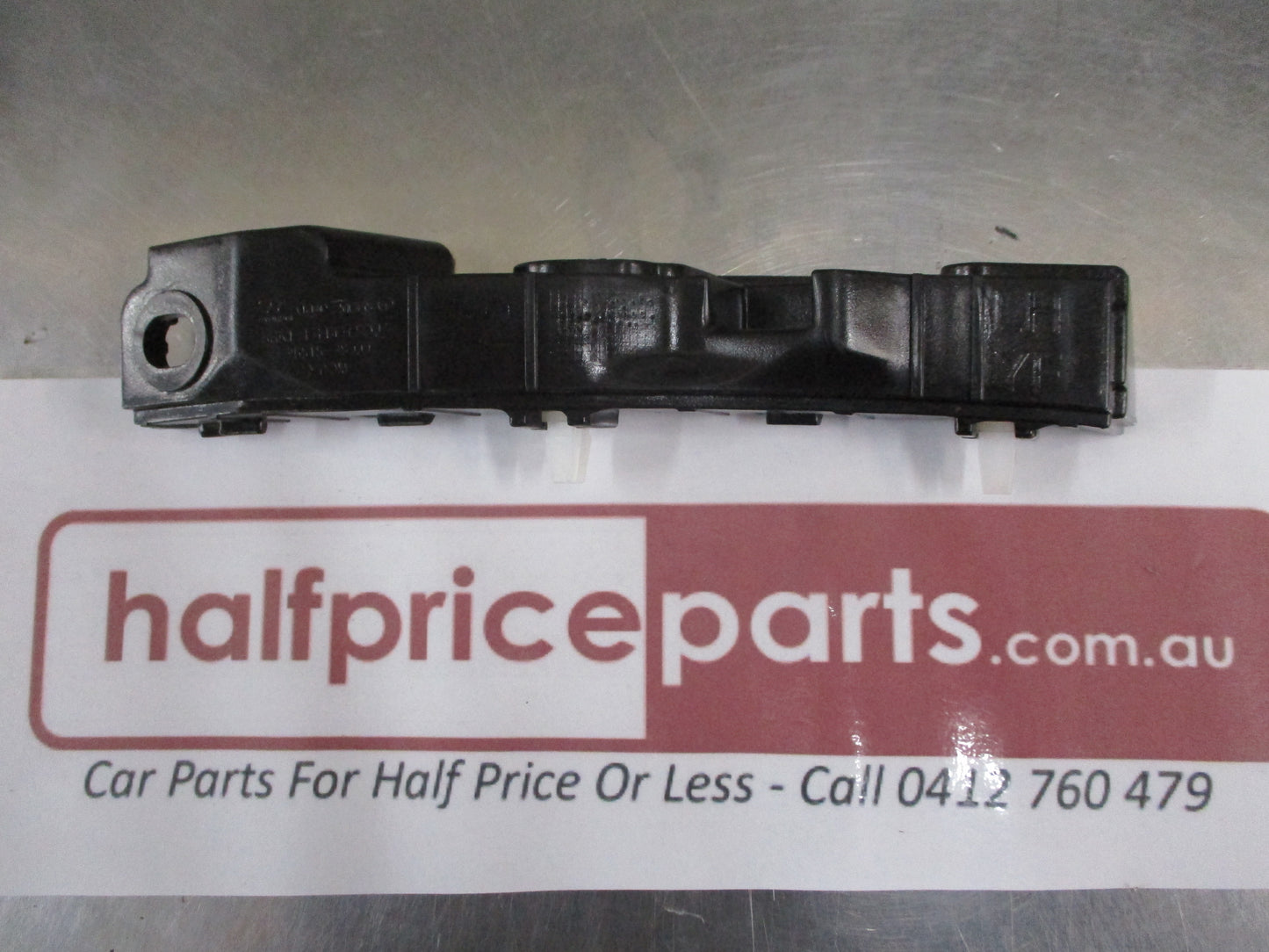 Hyundai Sonata Genuine Left Hand Front Side Bumper Retainer New Part