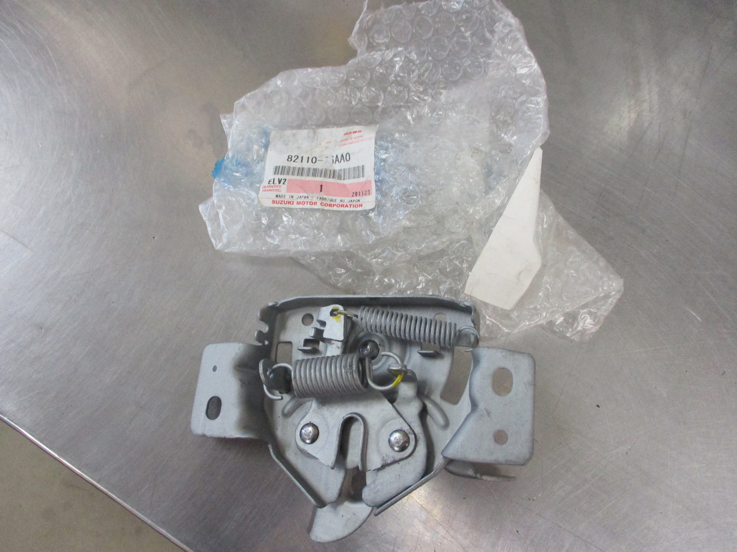 Suzuki Carry Van Genuine Front Bonnet Latch Assembly New Part