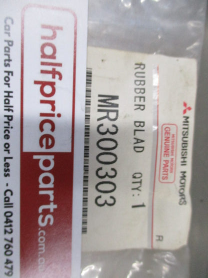 Mitsubishi Pajero/3000GT Genuine Windscreen Wiper Blade Rubber Refill New Part