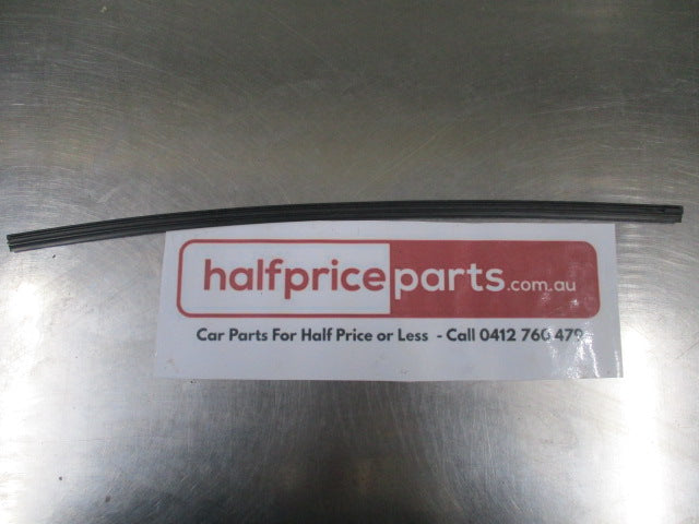 Mitsubishi Pajero Sport Genuine Rear Windscreen Wiper Blade Rubber Refill New Part