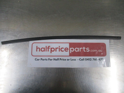 Mitsubishi Pajero Sport Genuine Rear Windscreen Wiper Blade Rubber Refill New Part
