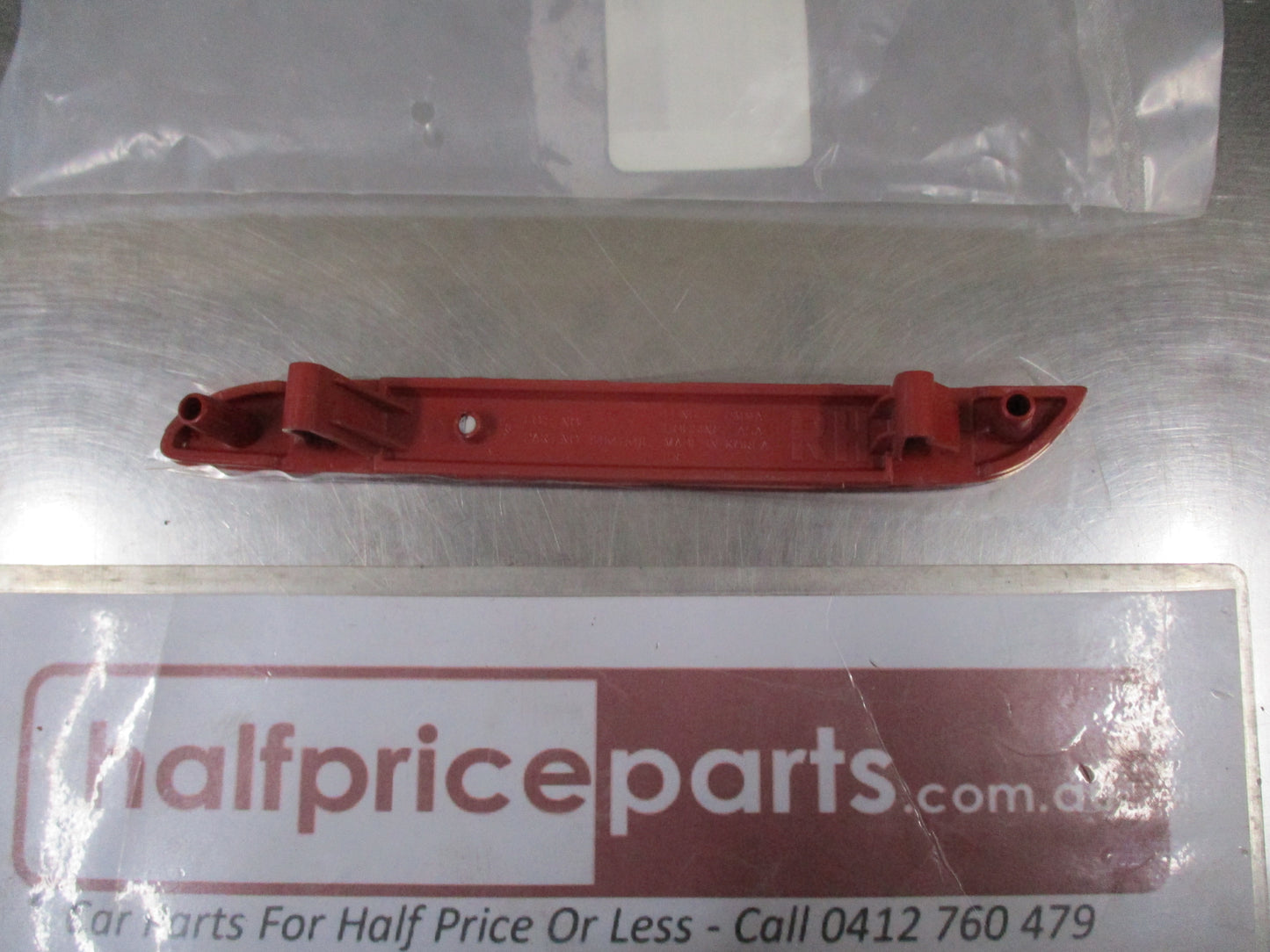 Holden Barina Genuine Right Hand Rear Side Fascia Signal Lamp New Part