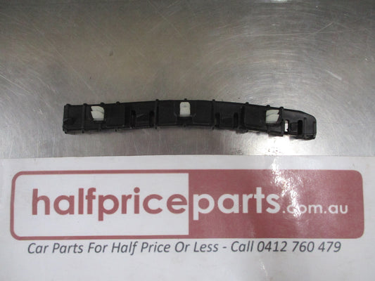Hyundai i20 Genuine Right Hand Front Bumper Bracket New Part