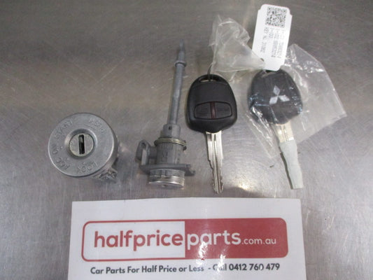 Mitsubishi ASX Genuine Cylinder And 2 Keys And Door Lock Kit New Part
