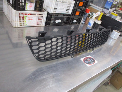 Mitsubishi ML Triton Genuine Front Lower Radiator Grille New Part