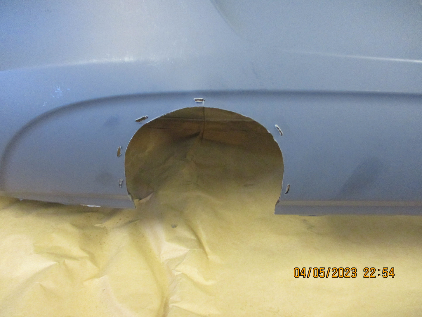 Holden Corsa-D SXI-SRI Genuine Rear Bumper Bar Cover New Part