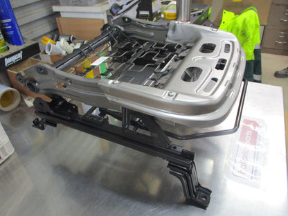 Kia Carnival Genuine Passenger Front Seat Base New Part