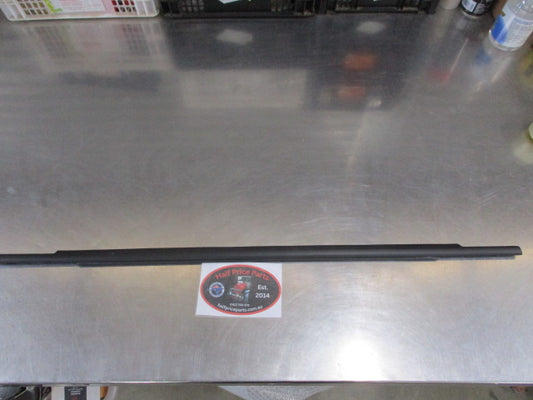 Mitsubishi Outlander Genuine Right Hand Rear Door Belt Moulding New Part