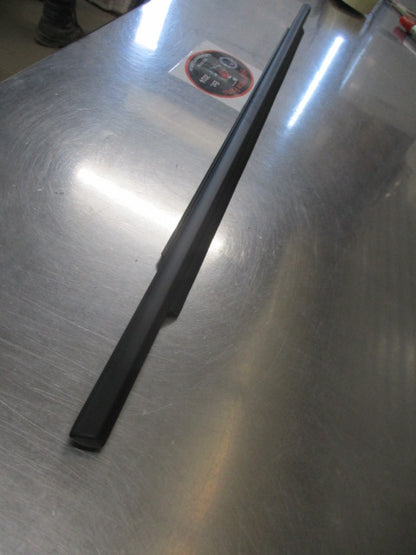 Mitsubishi Outlander Genuine Right Hand Rear Door Belt Moulding New Part