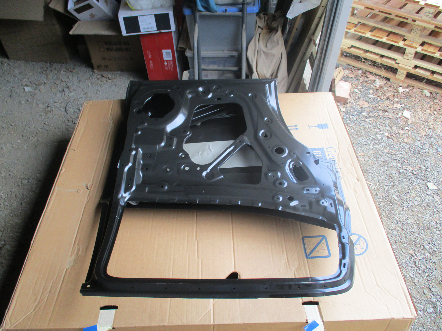 Holden Acadia Genuine Left (Passengers) Rear Door Assy New