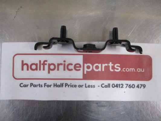 Mitsubishi Outlander Genuine Roof Rack Reinforced Plate Bracket New Part