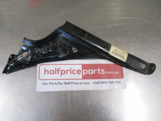 Mitsubishi Pajero Sport Genuine Front Bumper Cover Side Reinforcement New Part