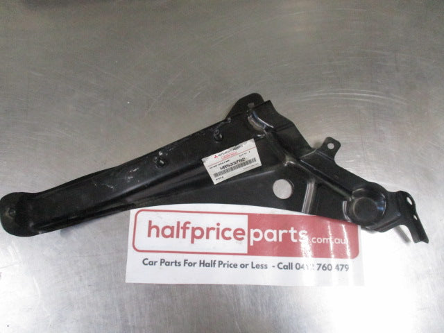 Mitsubishi Triton Genuine Front Bumper Right Hand Side Reinforcement New Part