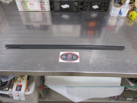 Mitsubishi Outlander Genuine Rear Left Window Belt Molding New Part