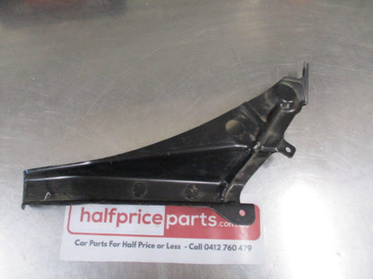 Mitsubishi Triton Genuine Front Bumper Right Hand Side Reinforcement New Part