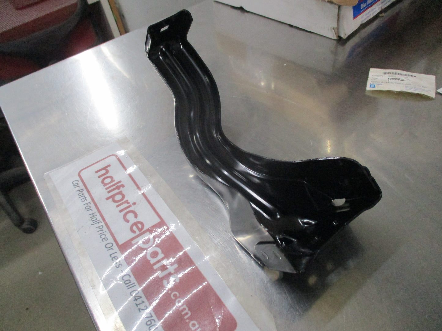 Holden Trailblazer Genuine Drivers Rear Bumper Reinforcement New Part