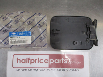 Hyundai Excel Genuine Fuel Filler Door Assembly (Unpainted) New Part