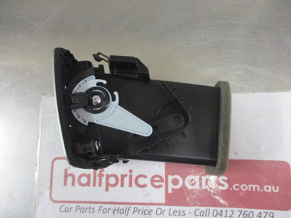 Honda Odyssey Genuine Drivers Front Air Vent Assembly New Part