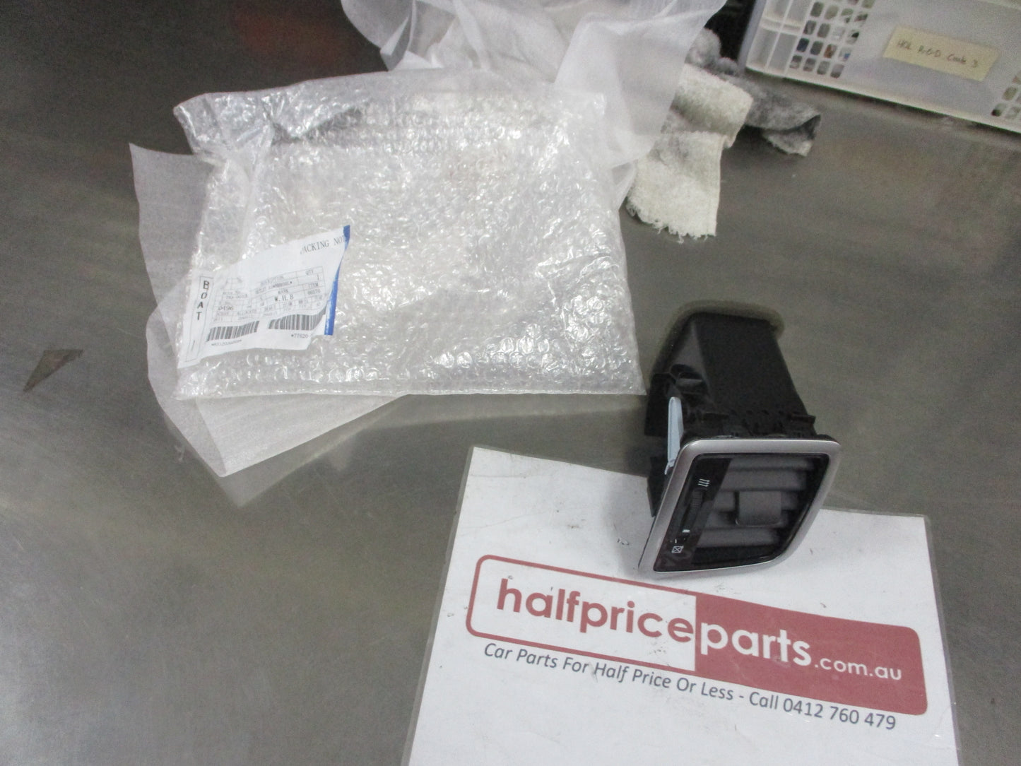 Honda Odyssey Genuine Drivers Front Air Vent Assembly New Part