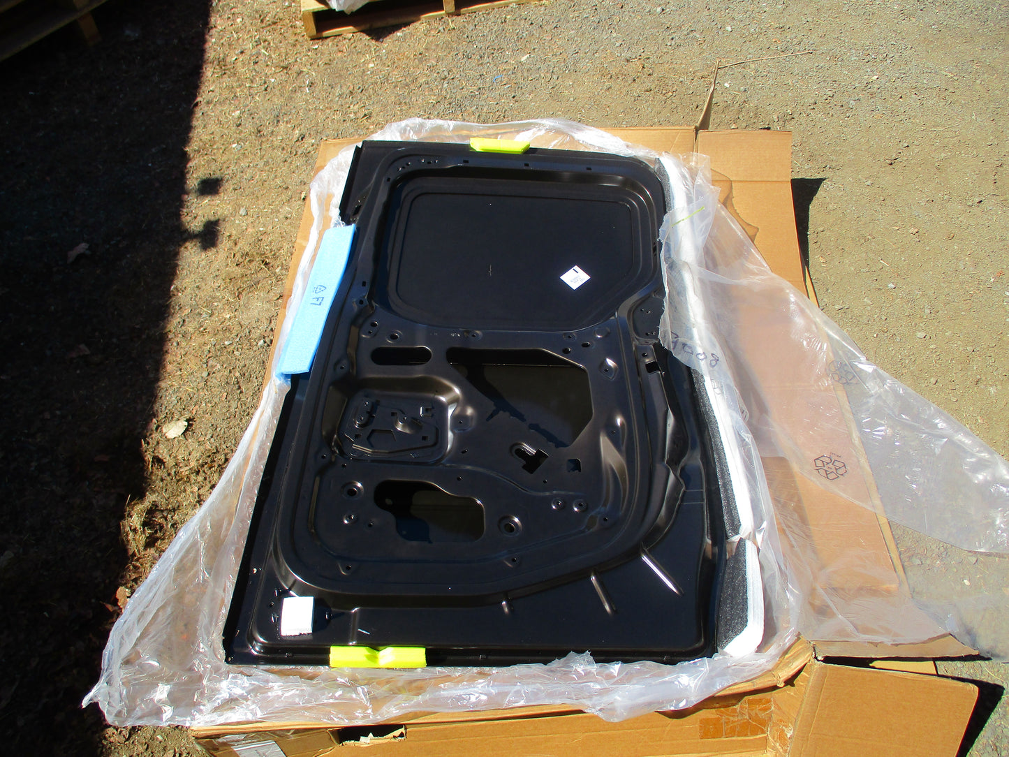 Citroen Berlingo Genuine Drivers Side Sliding Door Assy New