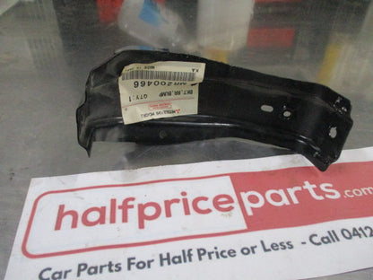 Mitsubishi Lancer/Colt/Mirage Genuine Rear Bumper Cover Support Bracket New Part
