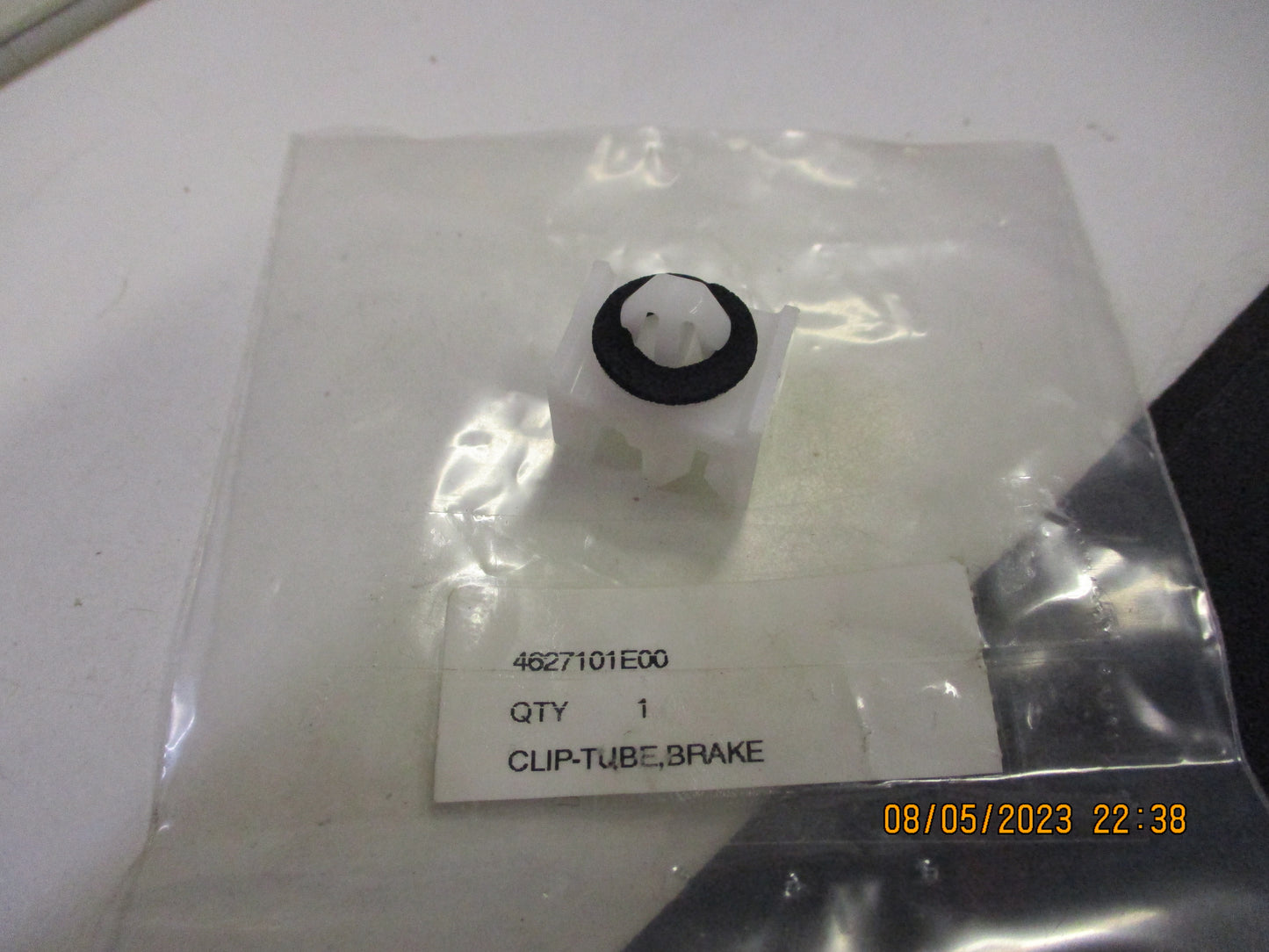 Nissan Datsun Stanza Genuine Upper Brake Tube Insulator New Part