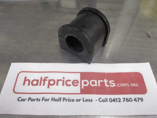 Mitsubishi Pajero Genuine Front Suspension Sway Bar Stabilizer Bushing New Part