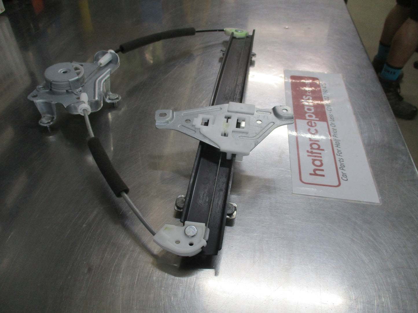 Holden Viva/ Daewoo Lacetti Genuine Left Window Regulator New Part
