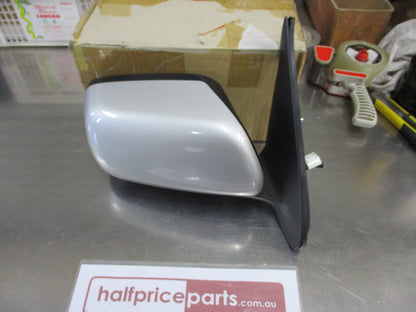 Suzuki Grand Vitara Genuine Drivers Outer Electric Mirror Assebmly With (Factroy Silver Mirror Scalp) New Part .