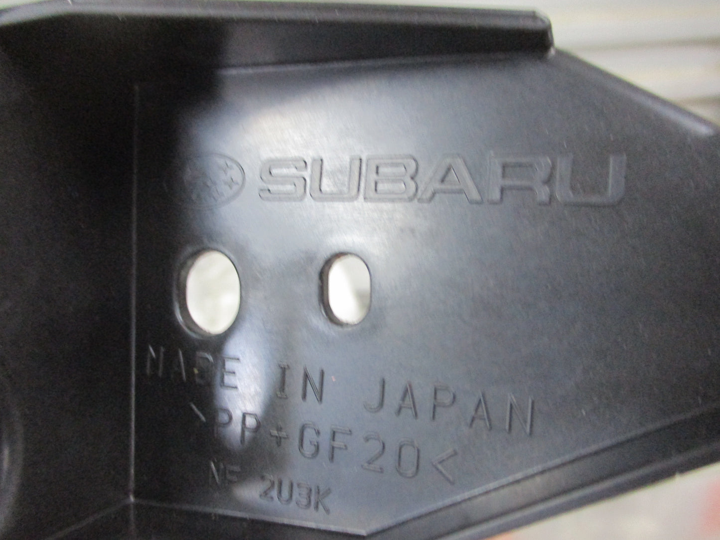 Subaru WRX Impreza Genuine Right Hand Front Corner Lower Bracket New Part