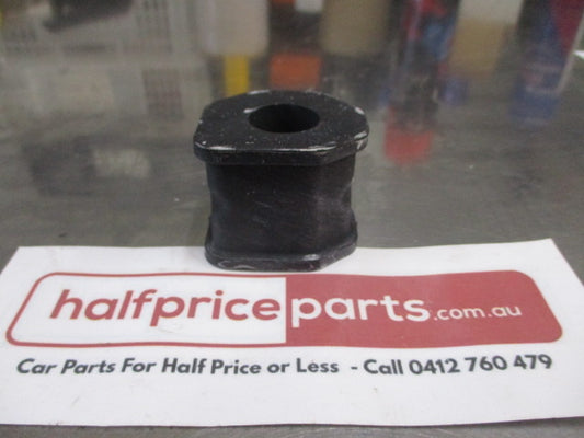 Mitsubishi Pajero Genuine Front Sway Bar (Stabilizer) Bush New Part