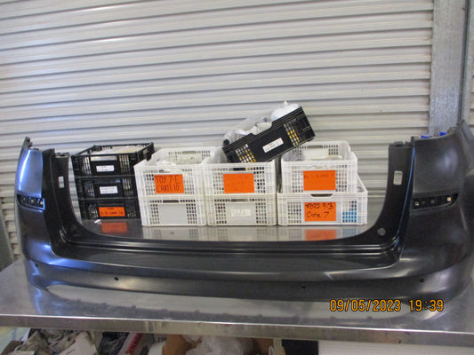 Hyundai Tucson Genuine Upper Rear Bumper Bar Cover New Part