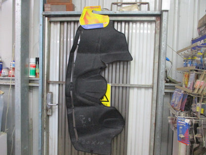 Shevron Dash Mat (BLACK) Suitable For Ford Kuga TF New Part