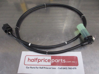 Mitsubishi Pajero Genuine Right Hand Front ABS Speed Sensor New Part