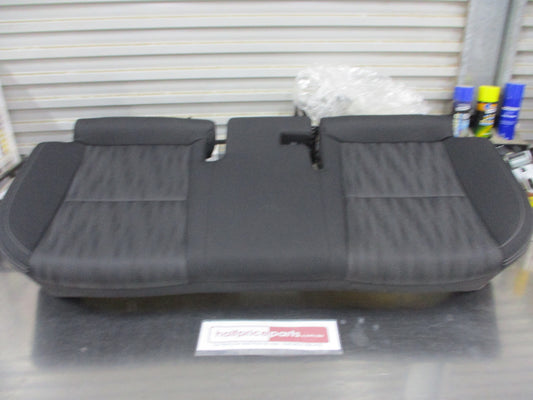 Kia Sportage Genuine 2ND Row Seat Base Woven Antistatic New Part