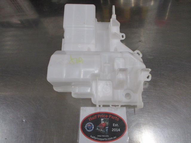 Mitsubishi Triton MQ/MR Genuine Windscreen Washer Tank New Part