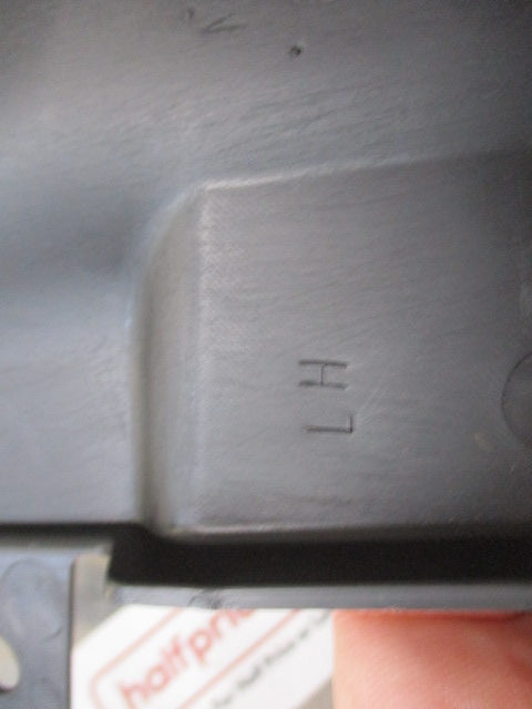 Mitsubishi Pajero Genuine Left Hand Front Mud Flap New Part